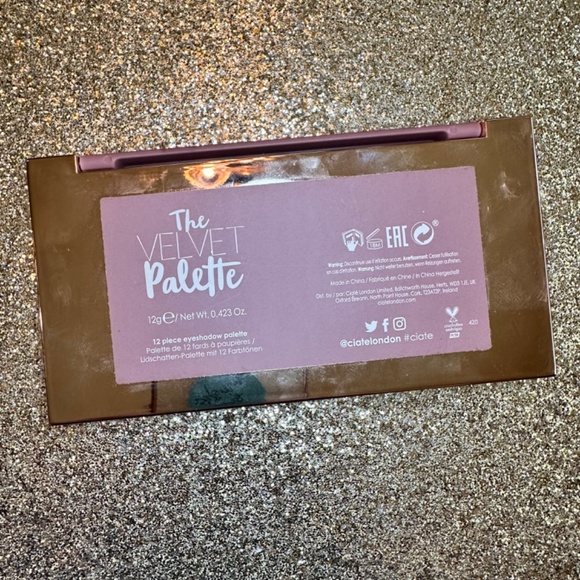 NWOB Ciate London Velvet Palette Warm Toned Vegan 12 Shade Eyeshadow Palette - Picture 5 of 6